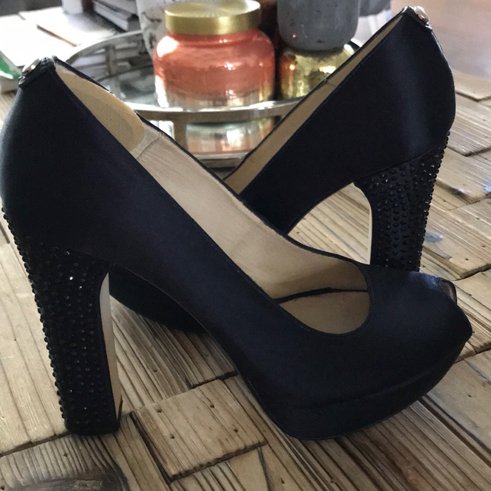 Michael Kors platforms71/2